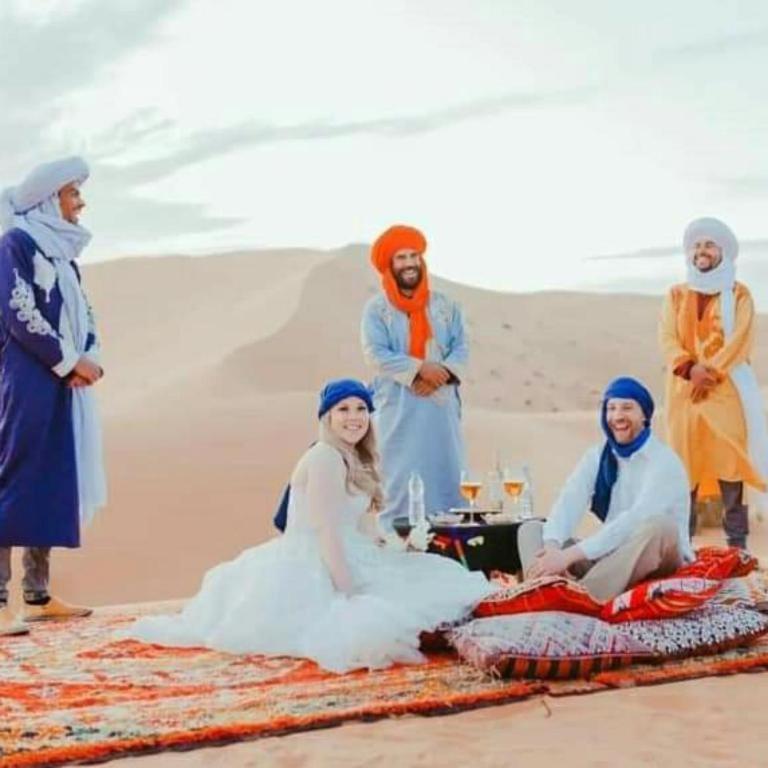 Merzouga Desert Luxury Camp 外观 照片